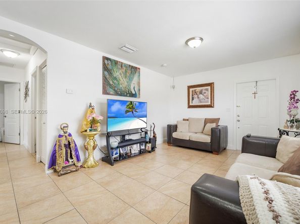 2930 SW 11th ST, Miami FL 33135