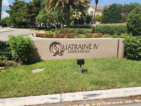 930 NW 96th Ave, Plantation FL 33324