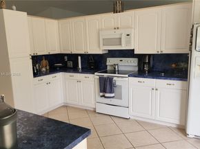 930 NW 96th Ave, Plantation FL 33324