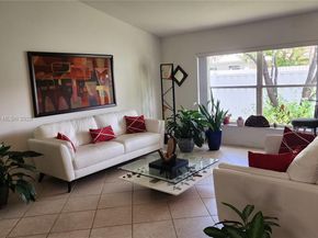 930 NW 96th Ave, Plantation FL 33324