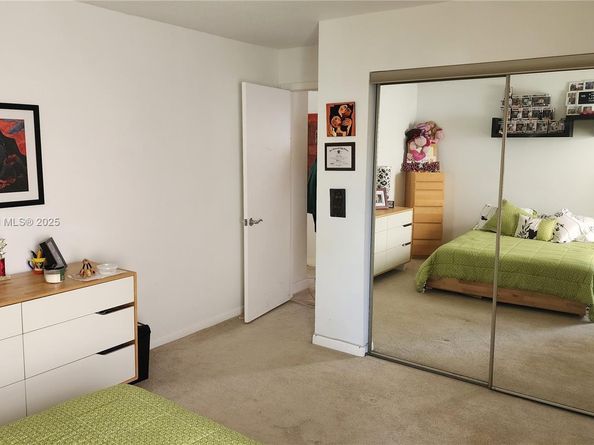 930 NW 96th Ave, Plantation FL 33324