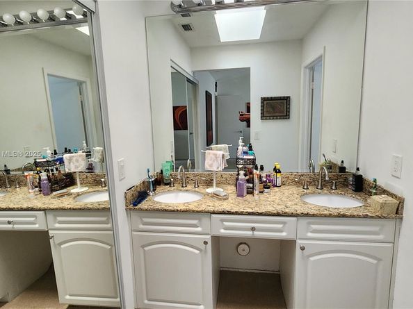 930 NW 96th Ave, Plantation FL 33324