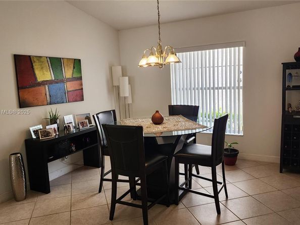 930 NW 96th Ave, Plantation FL 33324