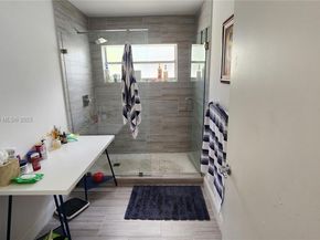 930 NW 96th Ave, Plantation FL 33324