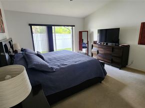 930 NW 96th Ave, Plantation FL 33324