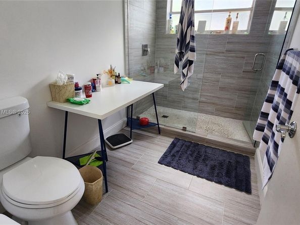 930 NW 96th Ave, Plantation FL 33324