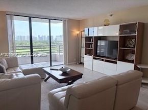 3300 NE 191st St 1011, Aventura FL 33180