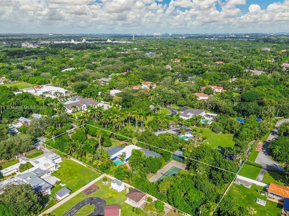 7701 SW 79th Court, Miami FL 33143