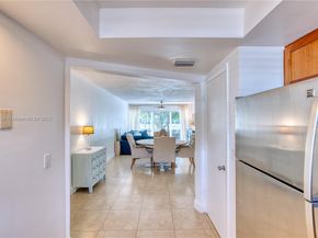 68 Yacht Club Dr 2, North Palm Beach FL 33408