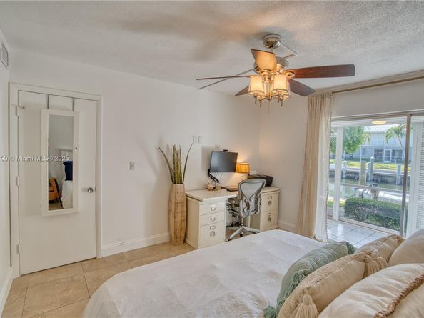 68 Yacht Club Dr 2, North Palm Beach FL 33408