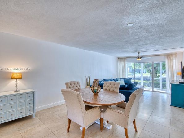 68 Yacht Club Dr 2, North Palm Beach FL 33408