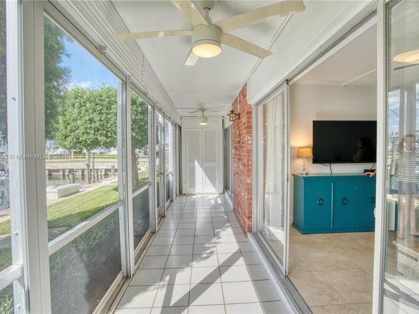 68 Yacht Club Dr 2, North Palm Beach FL 33408