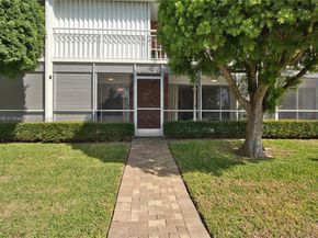 68 Yacht Club Dr 2, North Palm Beach FL 33408