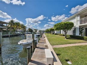 68 Yacht Club Dr 2, North Palm Beach FL 33408