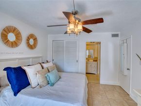 68 Yacht Club Dr 2, North Palm Beach FL 33408