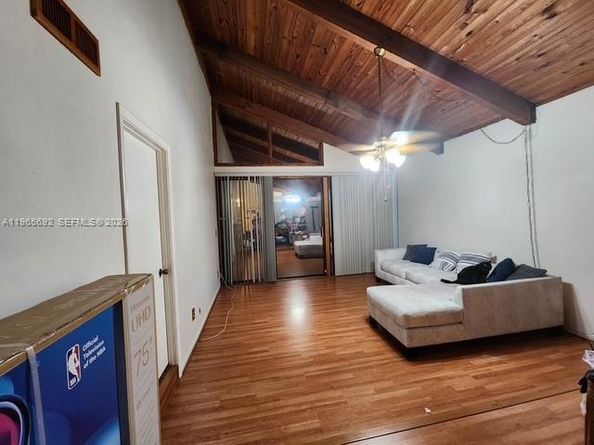 6171 NW 32nd Way, Fort Lauderdale FL 33309