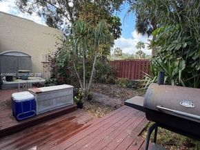 6171 NW 32nd Way, Fort Lauderdale FL 33309