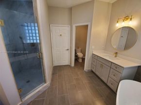 15841 SW 61st St, Davie FL 33331