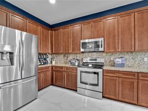 15841 SW 61st St, Davie FL 33331