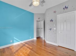15841 SW 61st St, Davie FL 33331