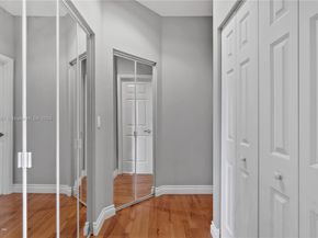 15841 SW 61st St, Davie FL 33331