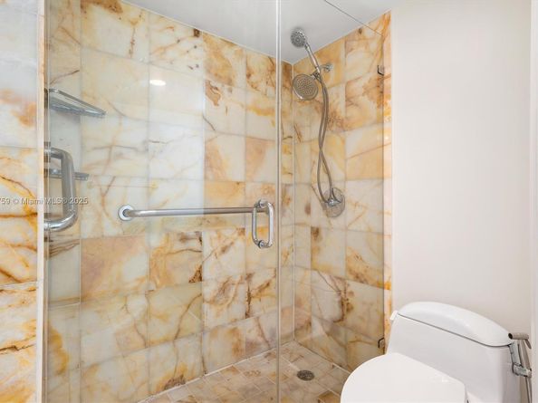 2351 Douglas Rd 906, Miami FL 33145