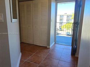 2900 NW 48th Ter 310, Lauderdale Lakes FL 33313