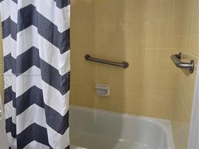 2900 NW 48th Ter 310, Lauderdale Lakes FL 33313