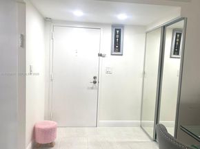 210 174th St 403, Sunny Isles Beach FL 33160