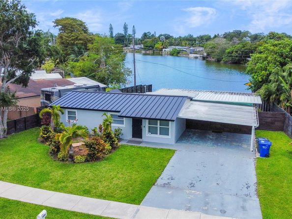 5936 N Farragut Dr, Hollywood FL 33021