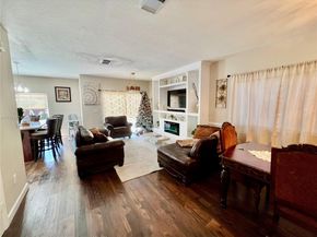 2532 NE 41st Ter, Homestead FL 33033