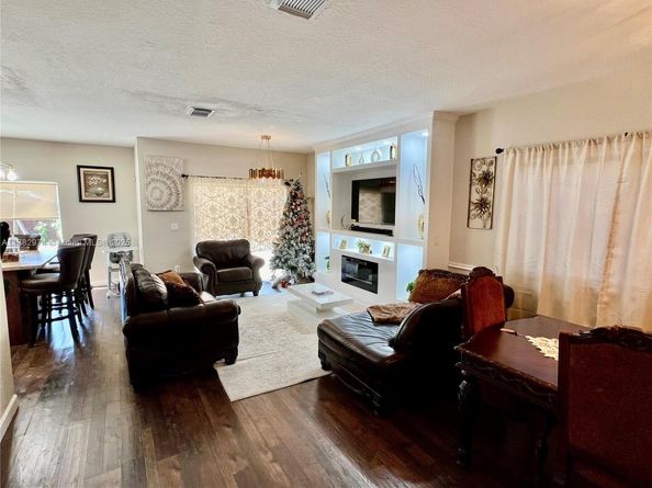2532 NE 41st Ter, Homestead FL 33033