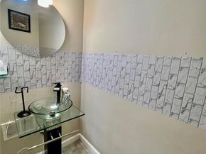 2532 NE 41st Ter, Homestead FL 33033