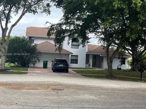 8871 SW 57th Ct, Cooper City FL 33328