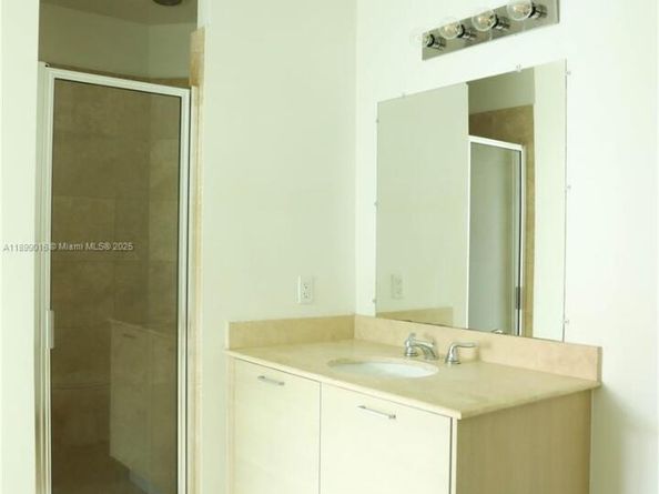 350 NE 24th St 406, Miami FL 33137
