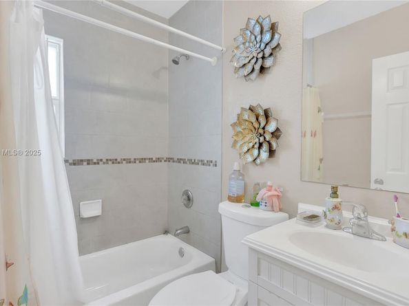 19450 NW 6th Ave, Miami Gardens FL 33169