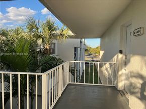 4255 N University Dr 304, Sunrise FL 33351