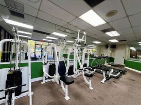 4255 N University Dr 304, Sunrise FL 33351