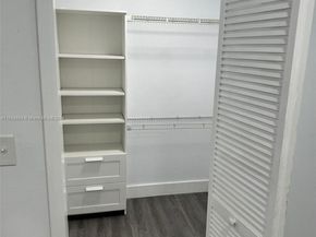 3702 NE 171st St 18, North Miami Beach FL 33160