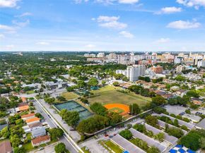 2820 SW 33rd Ct, Miami FL 33133