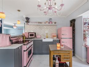 2820 SW 33rd Ct, Miami FL 33133