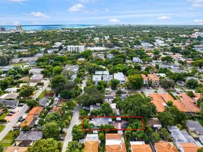 2820 SW 33rd Ct, Miami FL 33133