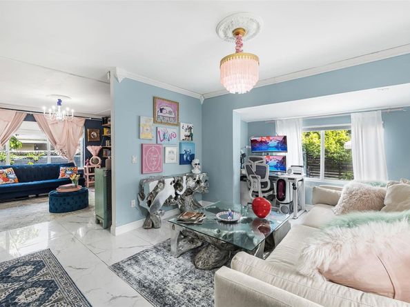 2820 SW 33rd Ct, Miami FL 33133