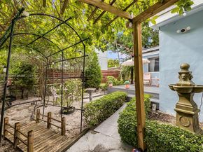 2820 SW 33rd Ct, Miami FL 33133