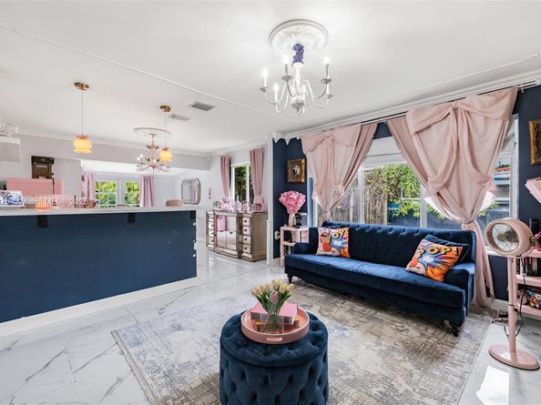 2820 SW 33rd Ct, Miami FL 33133