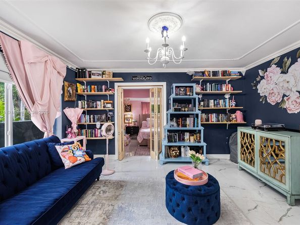 2820 SW 33rd Ct, Miami FL 33133