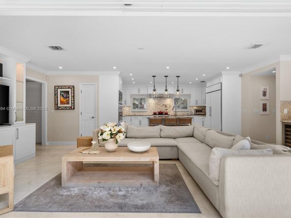 1360 Mendavia Ave, Coral Gables FL 33146
