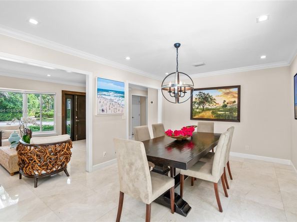 1360 Mendavia Ave, Coral Gables FL 33146