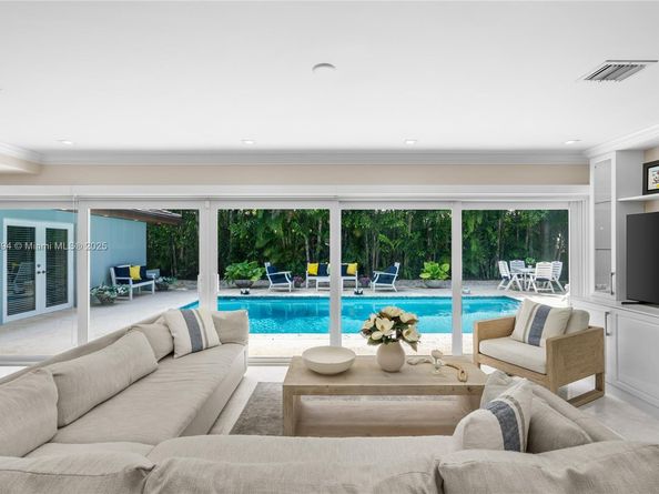 1360 Mendavia Ave, Coral Gables FL 33146