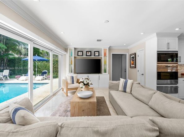 1360 Mendavia Ave, Coral Gables FL 33146